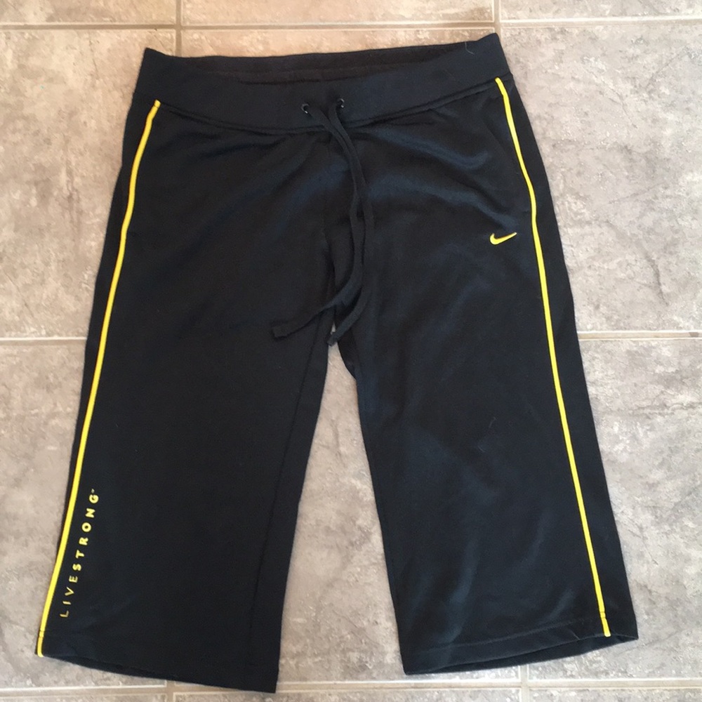 Women’s Nike capris